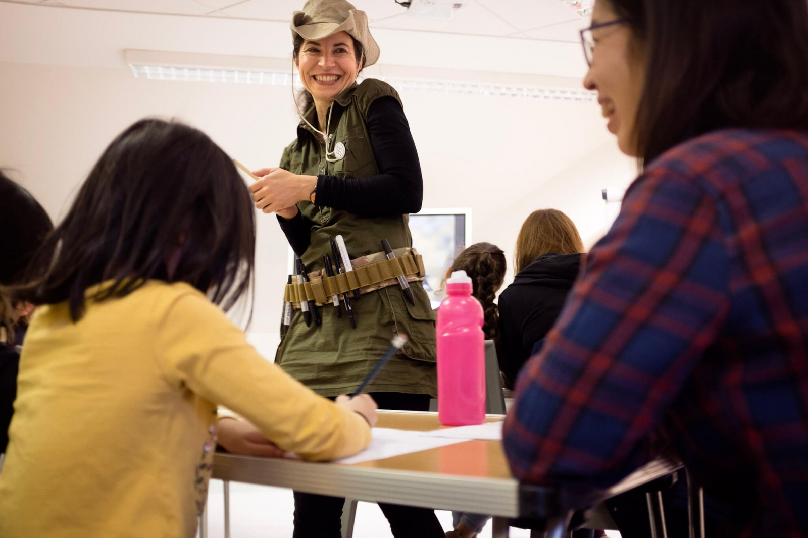 Aga Grandowicz at one of her drawing workshops for children, photo: Alek Nowak, 2019.